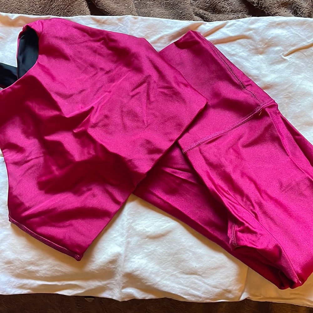 Emily HSU workout top